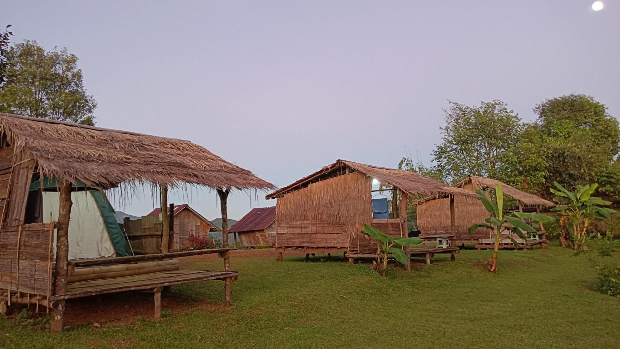 ไร่นิธิสุนทร Nithisoonthon Farmstay Mehongszon Kültér fotó