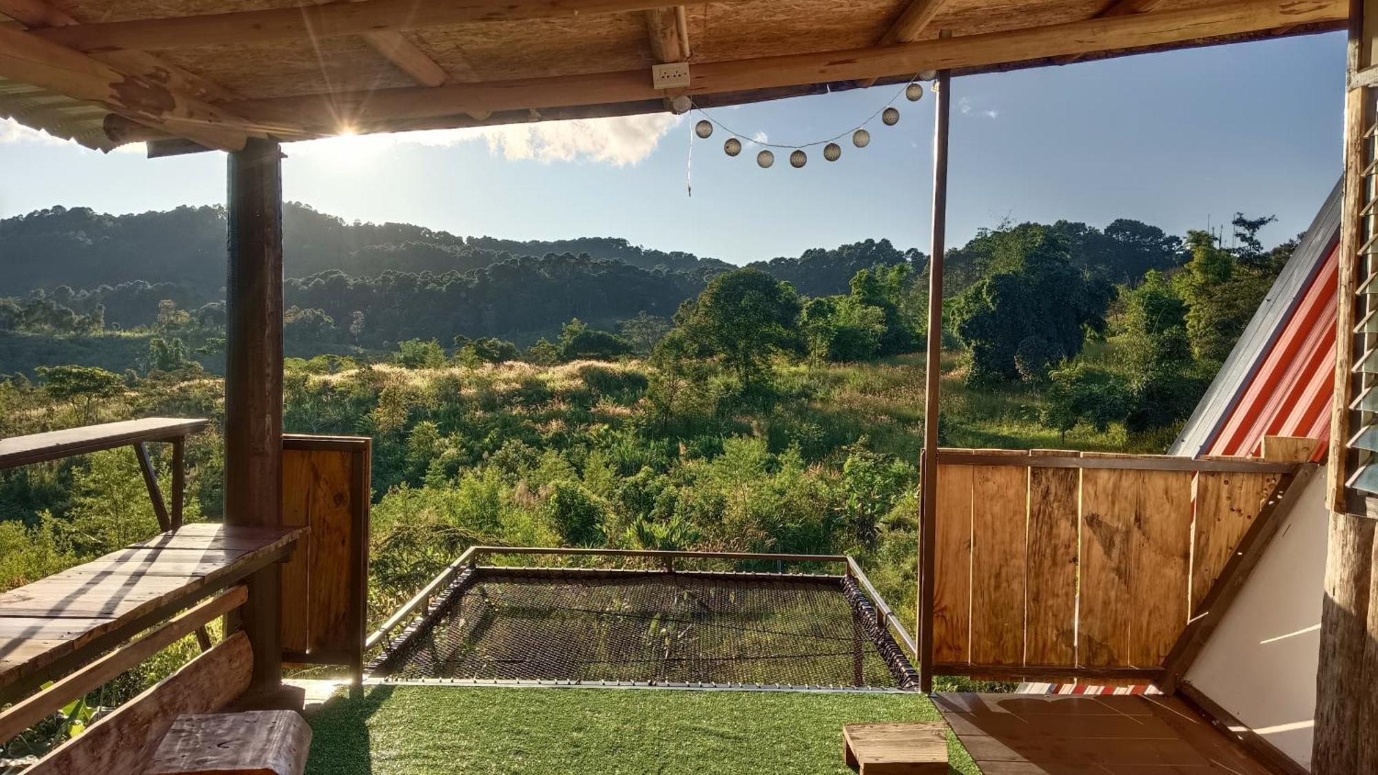ไร่นิธิสุนทร Nithisoonthon Farmstay Mehongszon Kültér fotó
