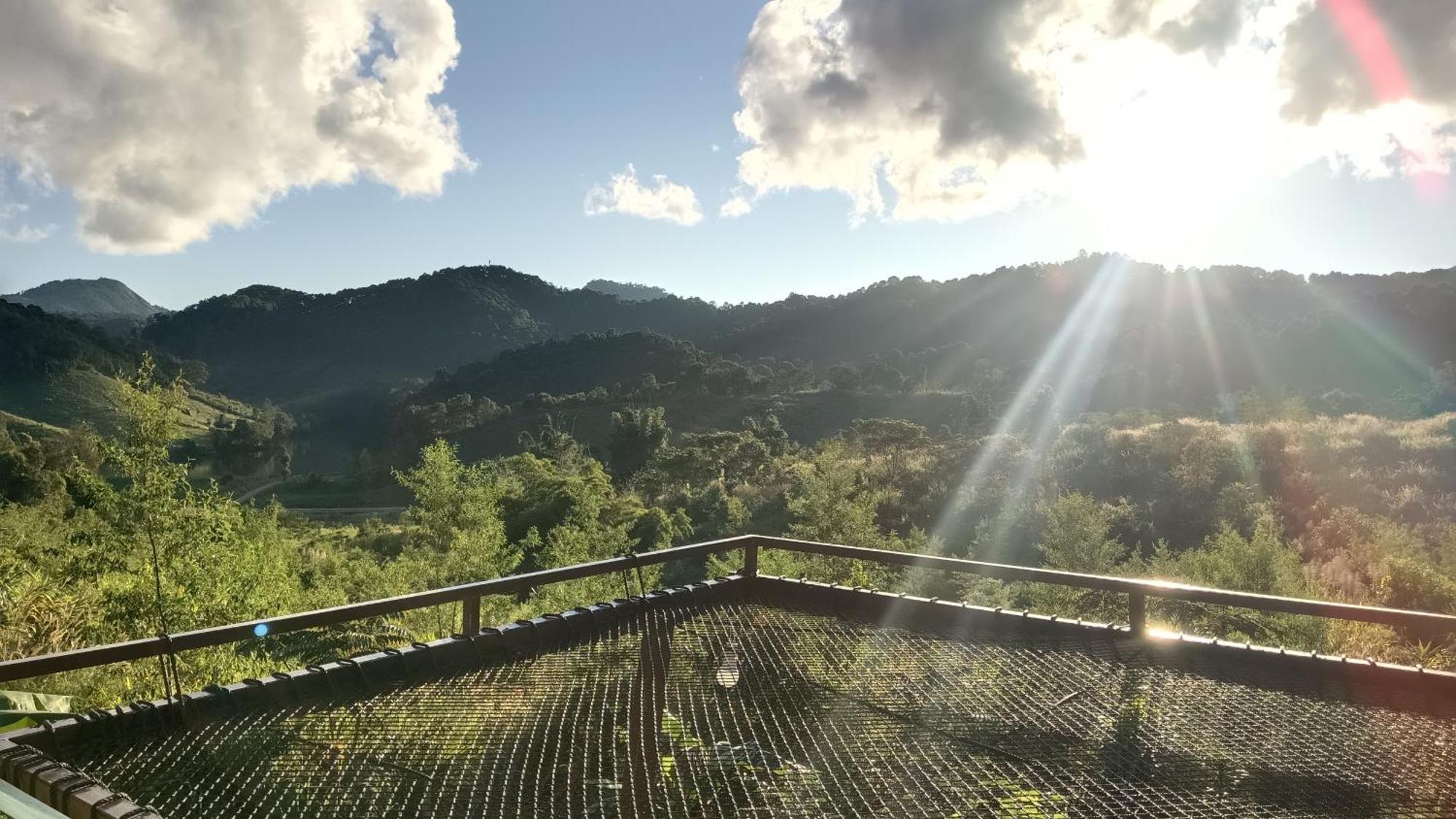 ไร่นิธิสุนทร Nithisoonthon Farmstay Mehongszon Kültér fotó